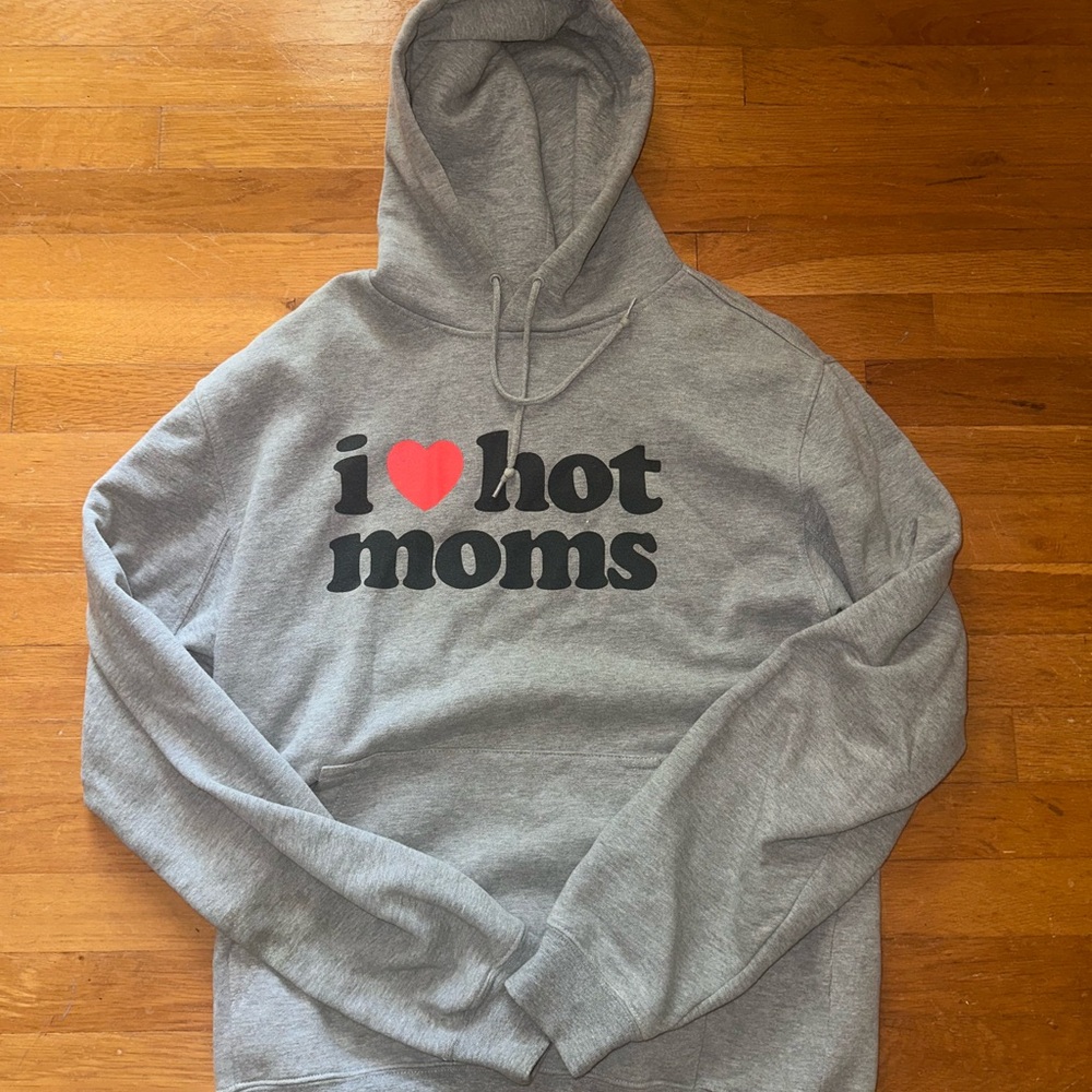 Danny Duncan “i heart hot moms” Hoodie